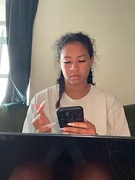 VanessaBling online show from 7, 3, 2026