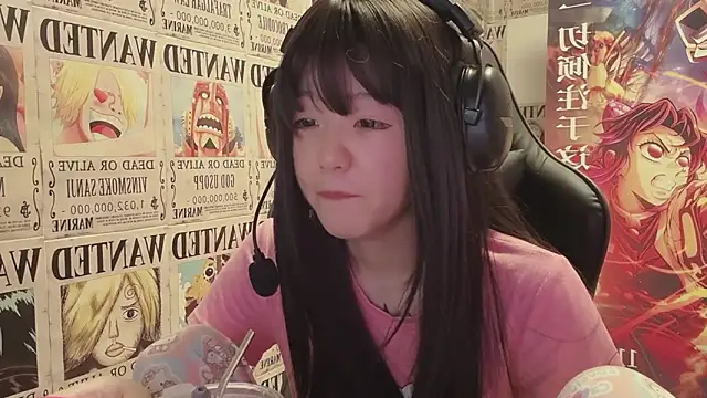 SNAKEgirlQAQ online show from 31, 5, 2026
