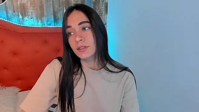 Emma Sophia2 online show from 26, 2, 2025