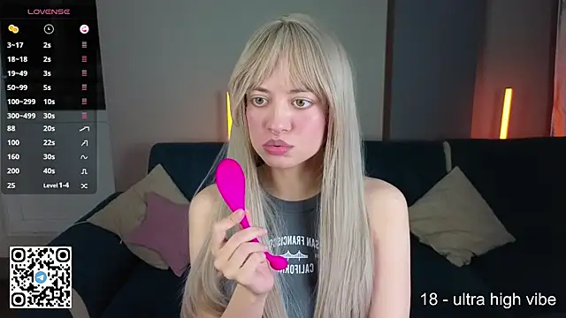 Snapshot of mybunnywendy chatting on 24, 9, 2025 mybunnywendy online show from 24, 9, 2025