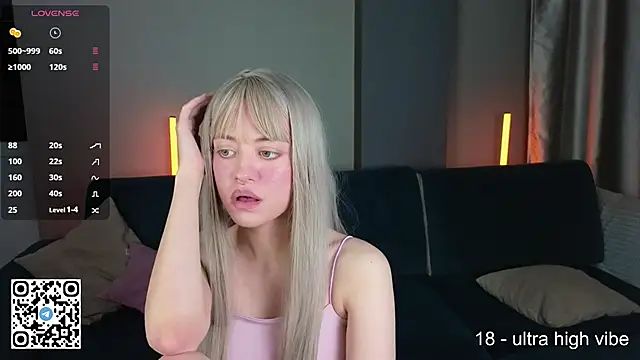 Snapshot of mybunnywendy chatting on 28, 9, 2025 mybunnywendy online show from 28, 9, 2025