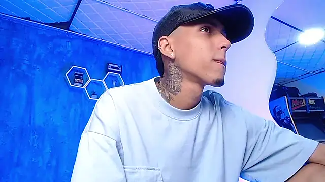 Liam lee online show from 18, 2, 2025