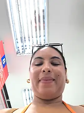 Francesca ferrari online show from 3, 12, 2024