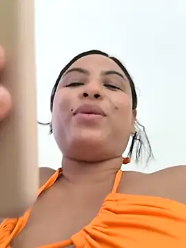 Francesca ferrari online show from 10, 12, 2024