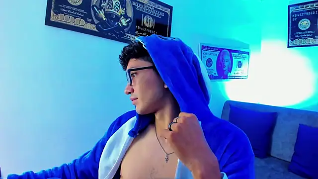 TylerWhite  online show from 24, 1, 2025