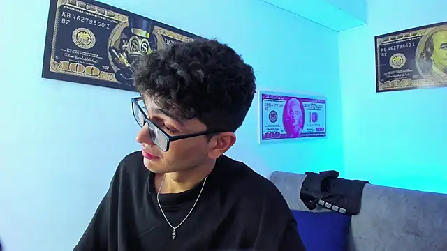 TylerWhite  online show from 29, 1, 2025