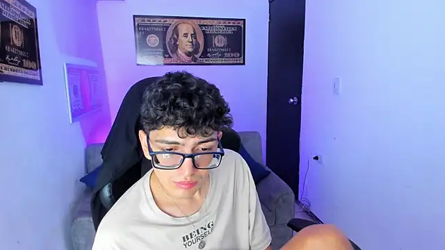 TylerWhite  online show from 26, 2, 2025