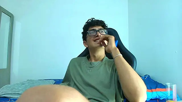 TylerWhite  online show from 20, 3, 2025