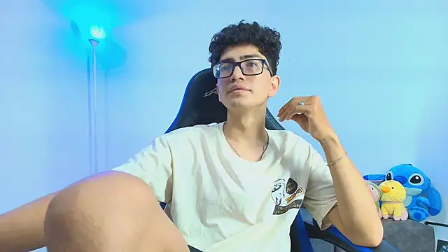 TylerWhite  online show from 9, 10, 2025