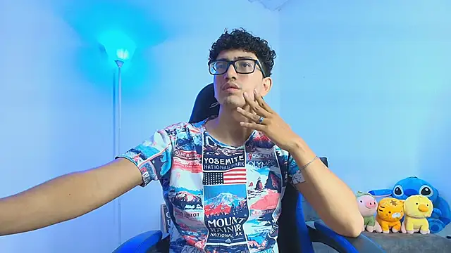 TylerWhite  online show from 14, 10, 2025