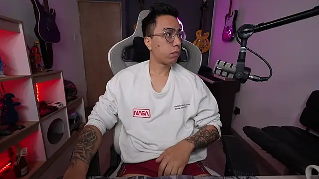 Snapshot of granxarma960 chatting on 11, 11, 2025 granxarma960 online show from 11, 11, 2025