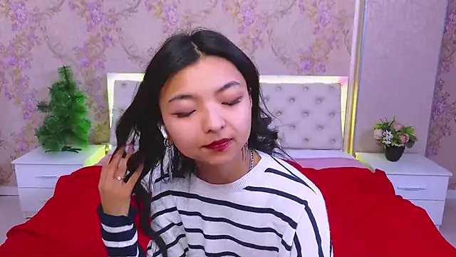 Shy Kira online show from 17, 12, 2024