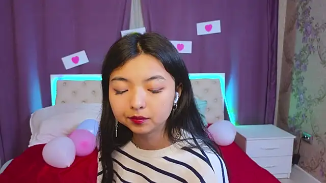 Shy Kira online show from 10, 2, 2025