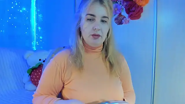 CoraSwon online show from 13, 12, 2024