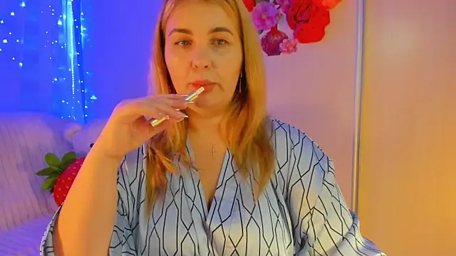 CoraSwon online show from 14, 12, 2024