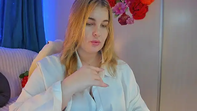 CoraSwon online show from 25, 12, 2024
