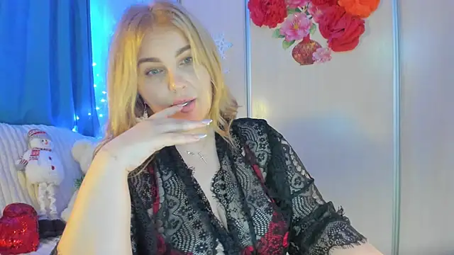 CoraSwon online show from 2, 1, 2025