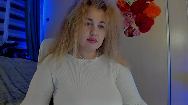 CoraSwon online show from 6, 11, 2025