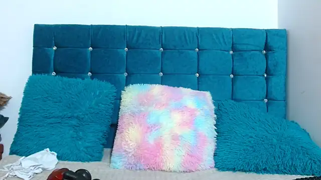 Snapshot of valeryoliverox chatting on 9, 12, 2024 valeryoliverox online show from 9, 12, 2024