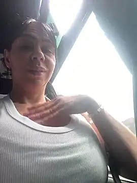 Snapshot of valeryoliverox chatting on 27, 12, 2024 valeryoliverox online show from 27, 12, 2024