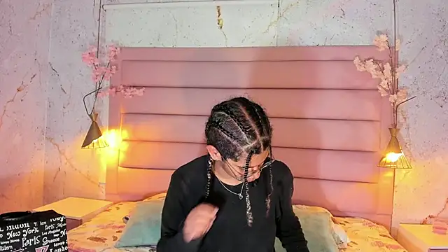 Maxim-Walker online show from 24, 10, 2025