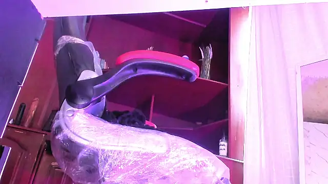 AmberNix online show from 14, 3, 2025