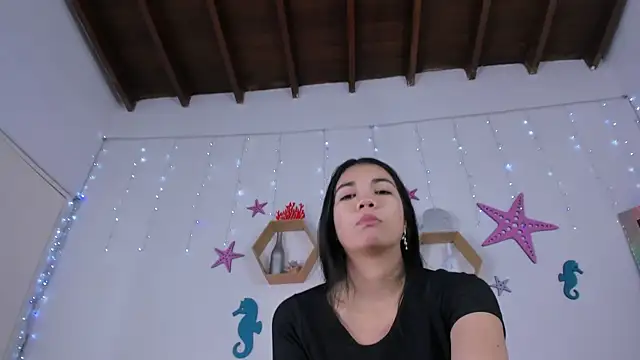 Emiily Parkerr online show from 28, 12, 2024