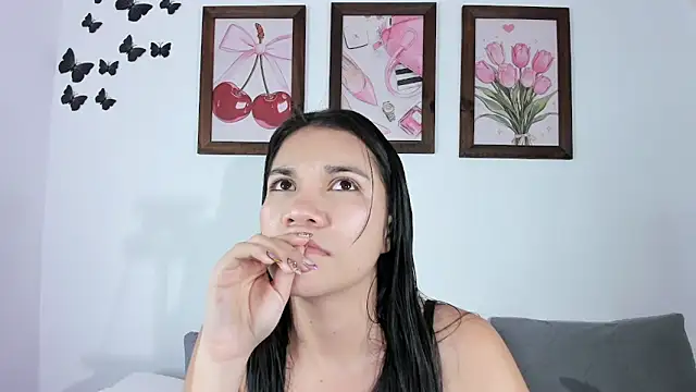 Emiily Parkerr online show from 12, 3, 2026