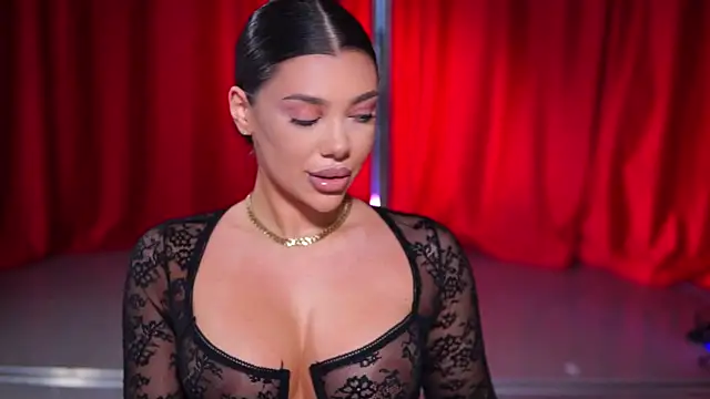 NatyDesiree online show from 7, 1, 2025