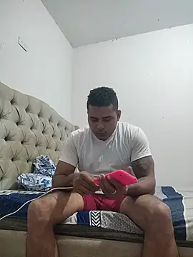 SaucyAffair0 online show from 17, 3, 2026