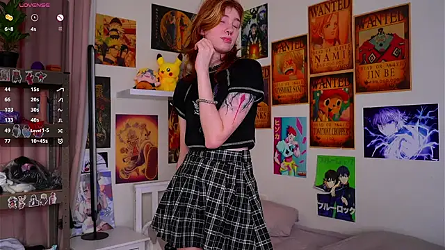 Snapshot of DarkNun chatting on 7, 10, 2025 DarkNun online show from 7, 10, 2025