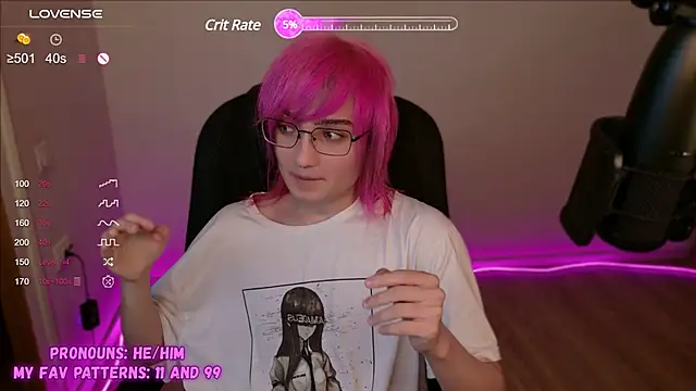 Snapshot of CuteYukiKun chatting on 4, 2, 2025 CuteYukiKun online show from 4, 2, 2025