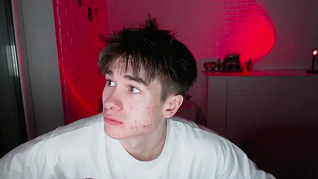 Snapshot of MarkusDean chatting on 22, 11, 2025 MarkusDean online show from 22, 11, 2025