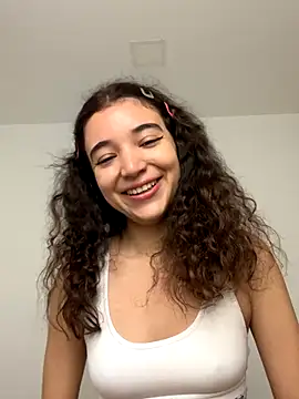 Snapshot of uniquerossie chatting on 1, 12, 2025 uniquerossie online show from 1, 12, 2025