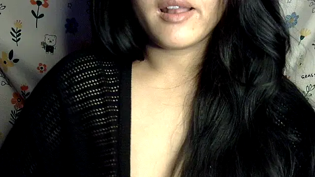 charming karishma online show from 5, 2, 2026