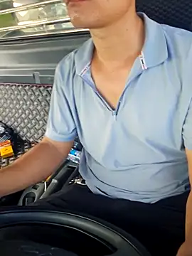 Vanilahirl online show from 4, 10, 2025