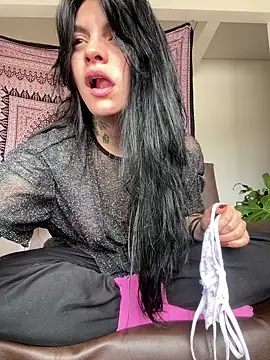 Val   online show from 21, 10, 2025