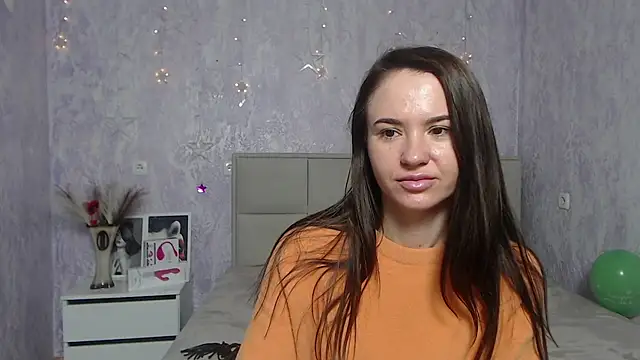 Snapshot of KaraCriegs chatting on 20, 1, 2025 KaraCriegs online show from 20, 1, 2025