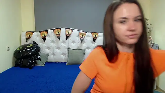 KaraCriegs online show from 17, 10, 2025