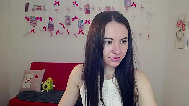 KaraCriegs online show from 7, 5, 2026