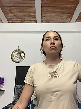 Iris love18 online show from 5, 2, 2025