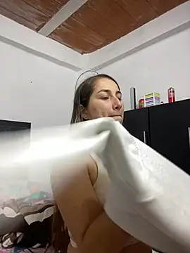 Iris love18 online show from 20, 2, 2025