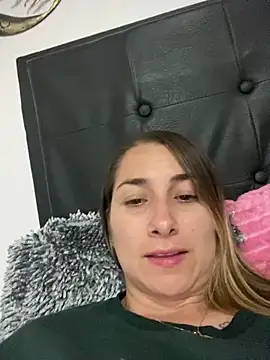 Iris love18 online show from 23, 2, 2025