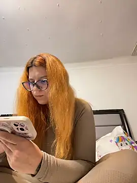 NadiraNoor online show from 7, 12, 2024