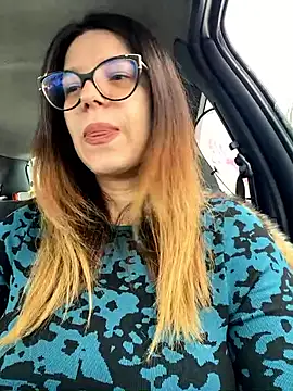 NadiraNoor online show from 8, 1, 2026