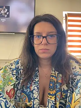 NadiraNoor online show from 8, 6, 2026