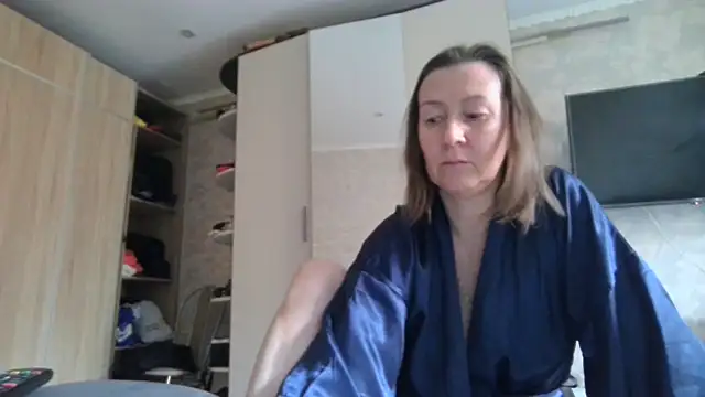 Snapshot of WindChristy chatting on 7, 10, 2025 WindChristy online show from 7, 10, 2025