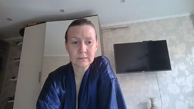 Snapshot of WindChristy chatting on 8, 10, 2025 WindChristy online show from 8, 10, 2025