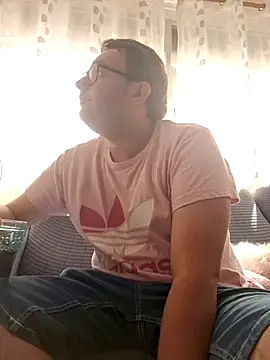 Javier bear online show from 22, 9, 2025