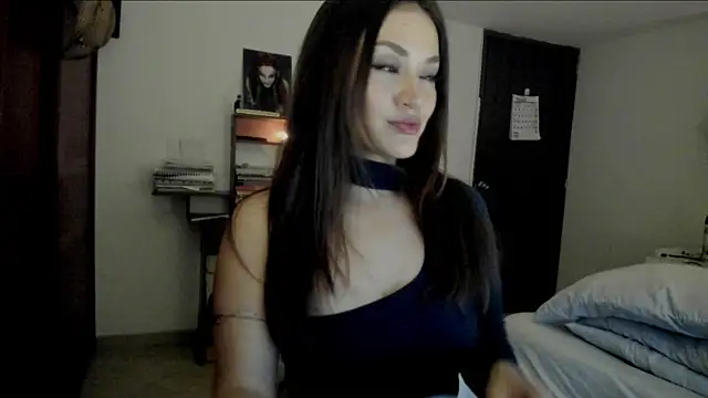 Lucyerobbie online show from 10, 5, 2026